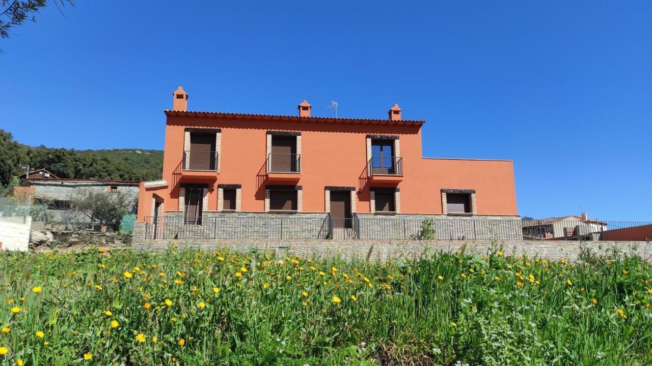 Casa Rural La Colmena Del Geoparque Navatrasierra Екстериор снимка