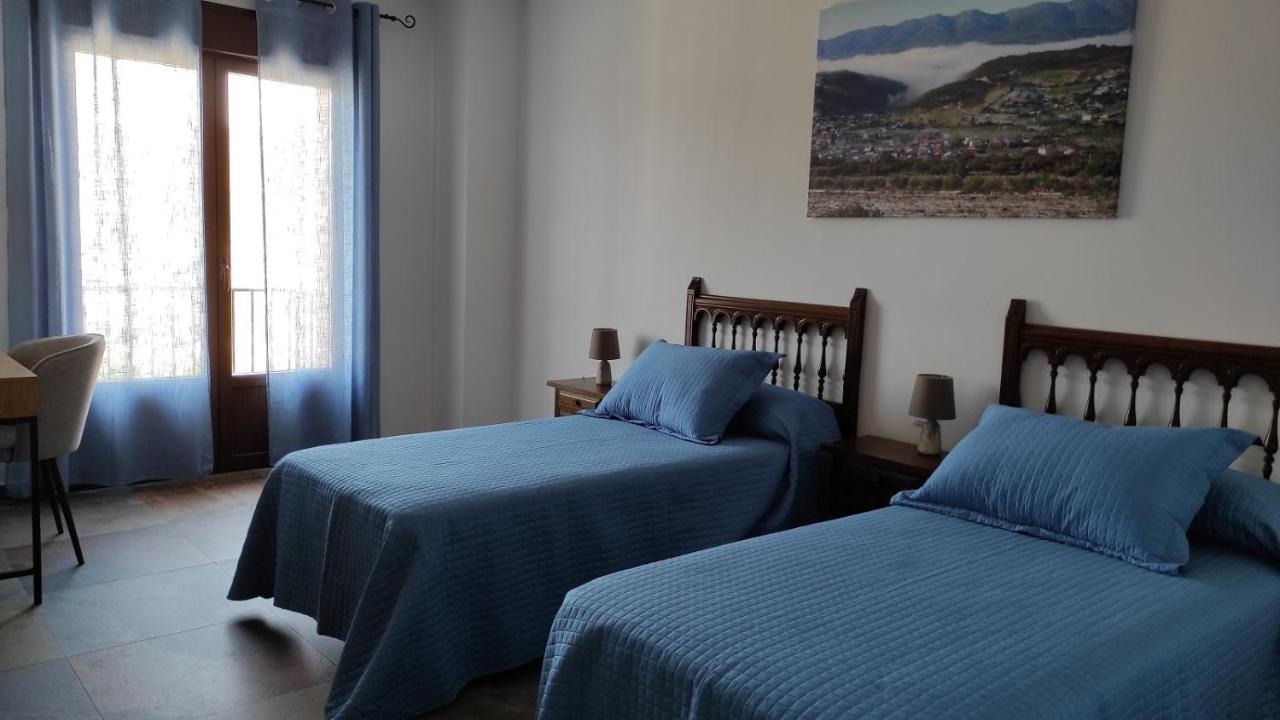 Casa Rural La Colmena Del Geoparque Navatrasierra Екстериор снимка