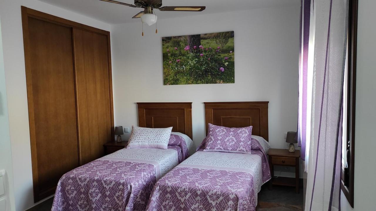 Casa Rural La Colmena Del Geoparque Navatrasierra Екстериор снимка